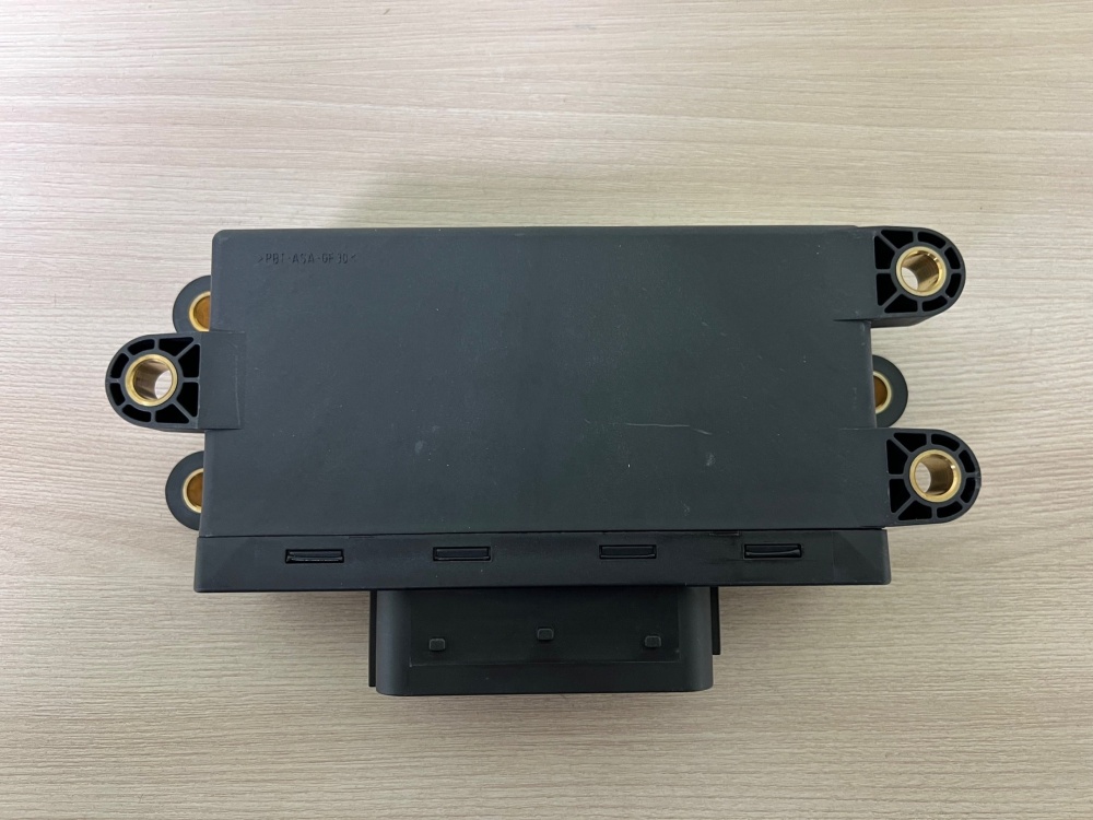 Блок управления SCR системой AdBlue Мерседес Аксор и КамАЗ 5490 / Mercedes-Benz A0005406101